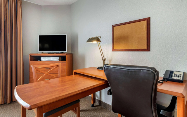 MainStay Suites Emporia