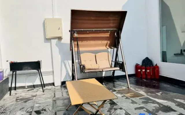 Jiebai Homestay (Beijing Universal Studios)