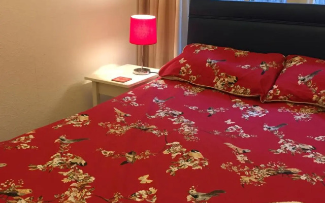 No 6 Boleyn House (Adults Only)