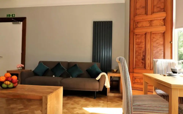 Linden House Flat 1 - Airdrie