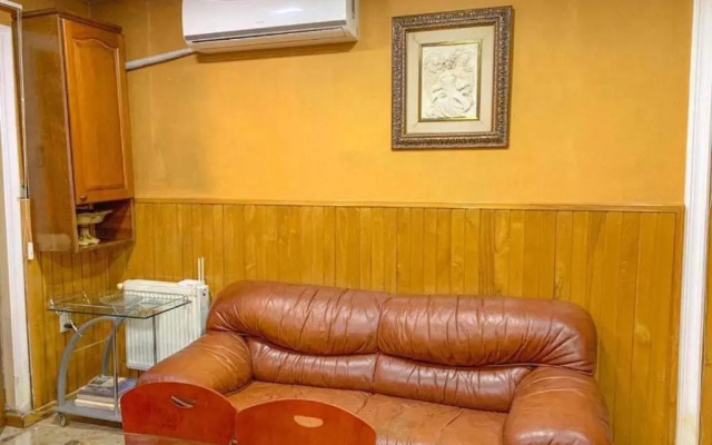 4 ROOM SUITE lN TBILISI CITY
