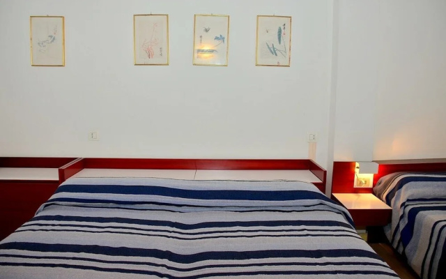 Beachfront Two-room Apartment-beahost