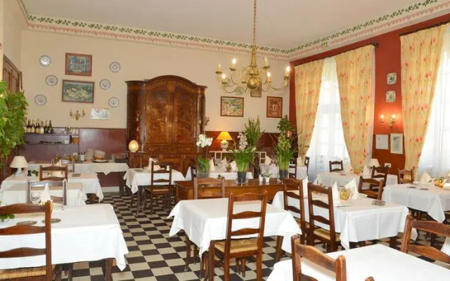 Hôtel Du Commerce