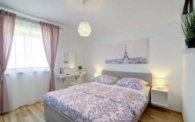 Josipa & Jelena Apartment