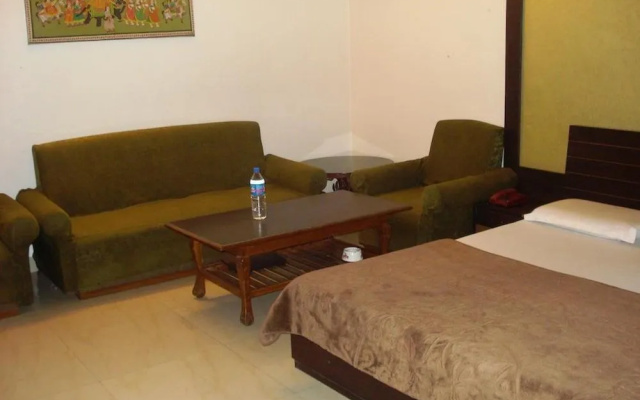 Hotel Surpin Palace