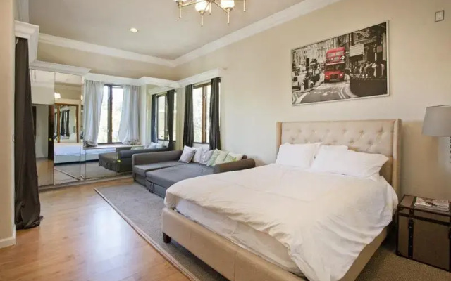 Hillview Spanish Villa