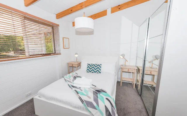 Acacia Cottage