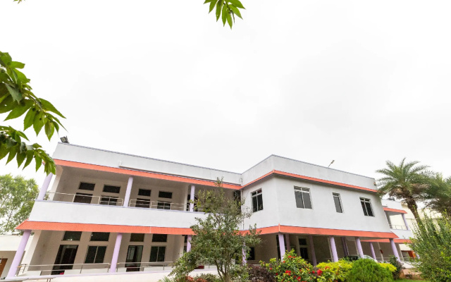 OYO 63910 Debut Hotels And Resorts