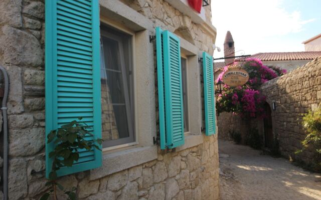 Отель Alacati Asmali Konak Otel Чешме вид на фасад