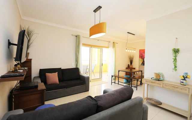 C07 - 3 Bed Penthouse in Lagos