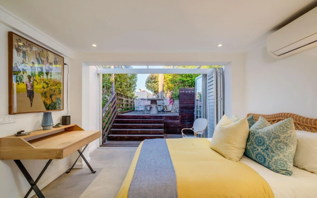 Spacious Penthouse Apartment With Breathtaking Views 3 Degrees North