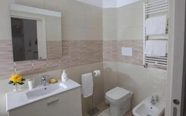 Garibaldi House Apartment