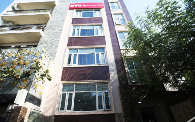 South Continental B&B by OYO Rooms