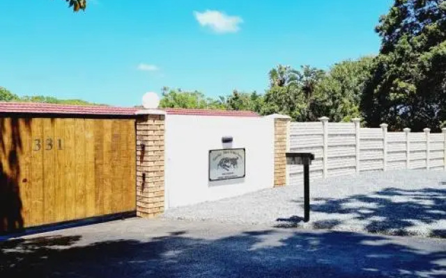 Ngwenya-Nkomo Holiday Homes