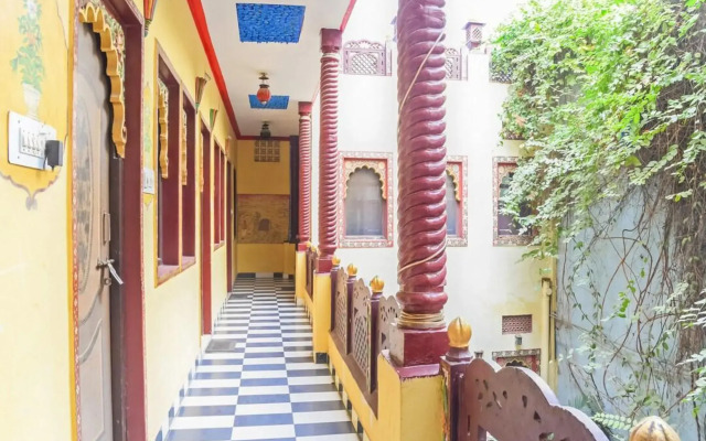 Sarvar Guest House