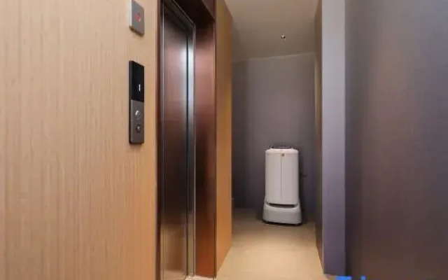 Ruiji Residence Hotel (Nanjing Confucius Temple Sanshan Street Subway Station)