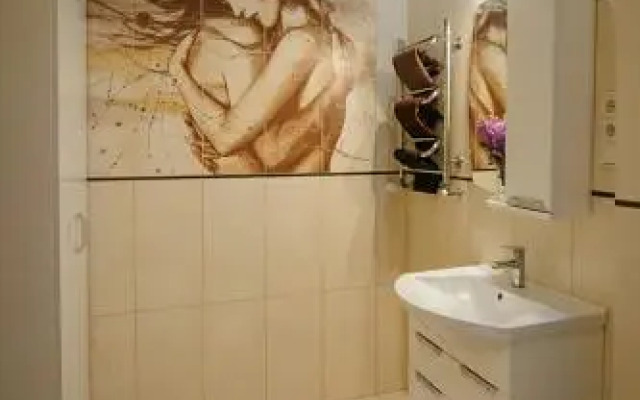 Apartment on brativ Rohatyntsiv 3