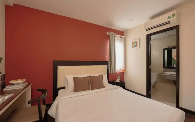 Elegant Hotel Saigon City
