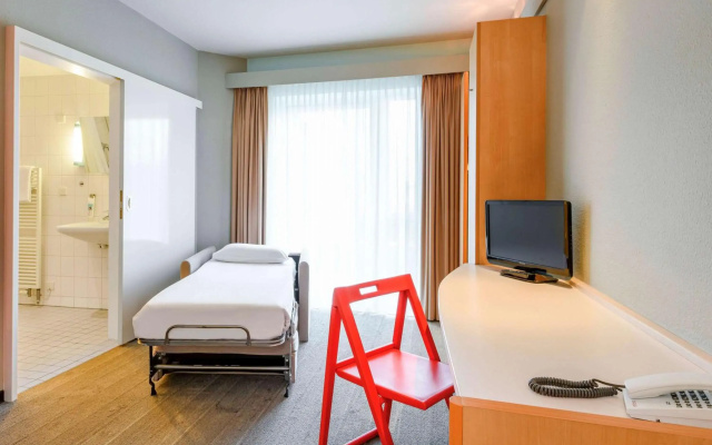 ibis Luebeck City