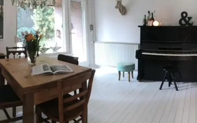 Restful Chalet in Winsen with Garden near Water Sports