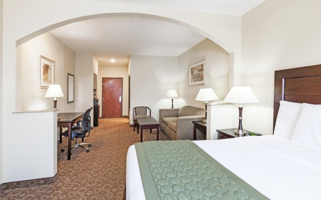 Grander Inn & Suites by IHG
