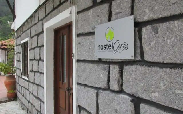 Hostel Geres