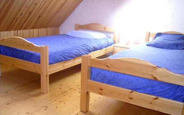 House With 2 Bedrooms in Le Cloître-saint-thégonnec, With Wonderful Ci