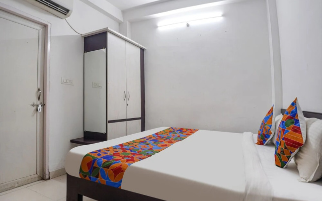 FabHotel The Vinayak