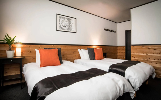 The Phat House - Hostel