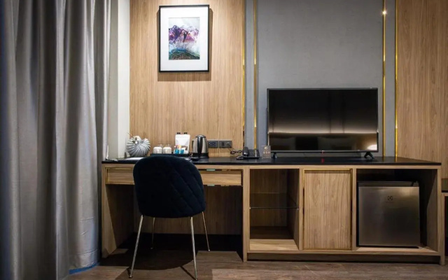 SAM E Hotel Bangkok Sathorn