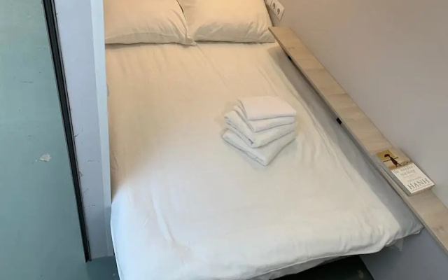 Happy Island - Hostel