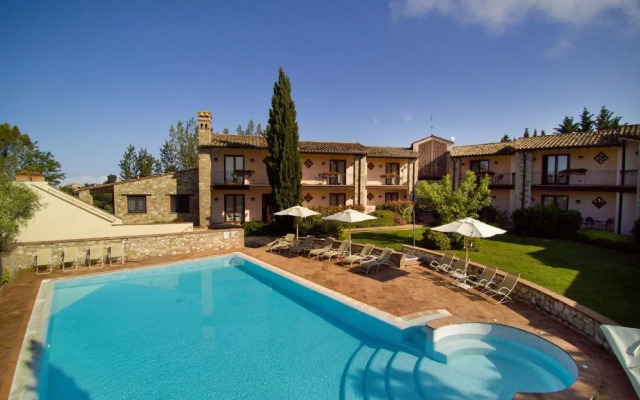 Classy Holiday Home in Collazzone with Whirlpool