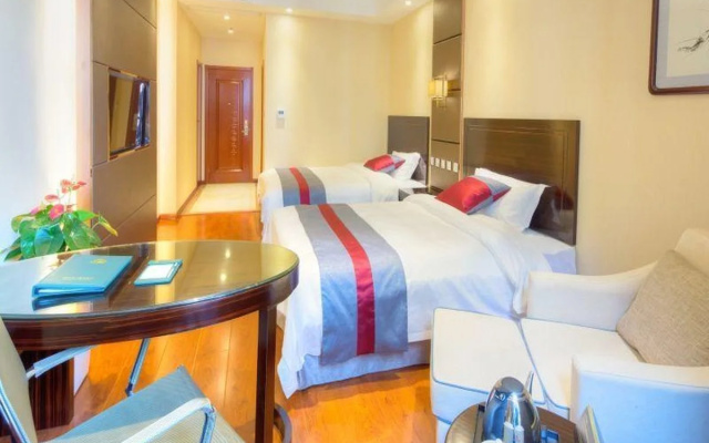 Ruida Spring Boutique Hotel(瑞达春天精品酒店（天津卫国道靖江路地铁站店）)