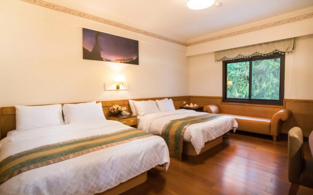 Dong Tair Spa Hotel