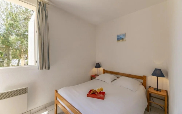 3 BED Apartment With Garden