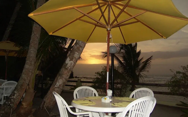 Coconut Grove Lodge