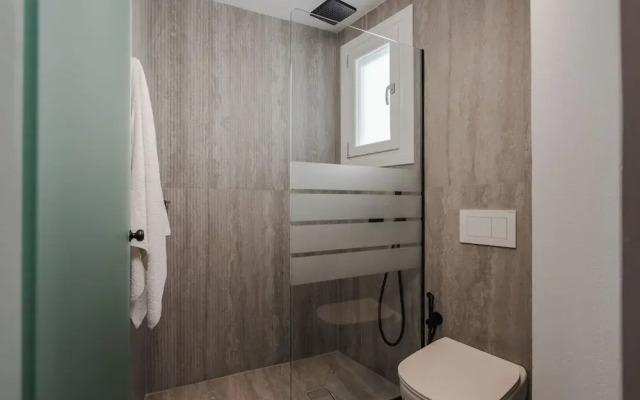 Phaistos Suites