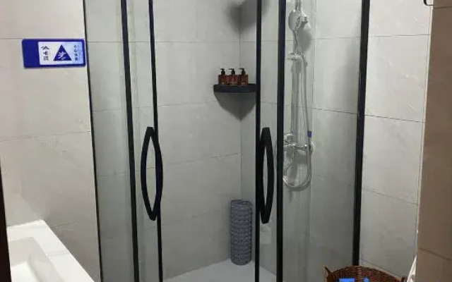 Tingting Manju Hotel