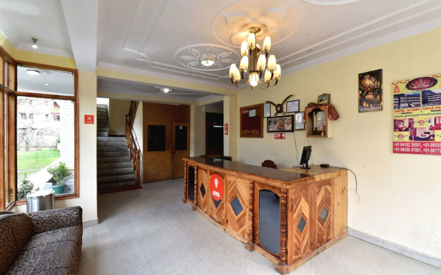 OYO 12425 Neha Palace