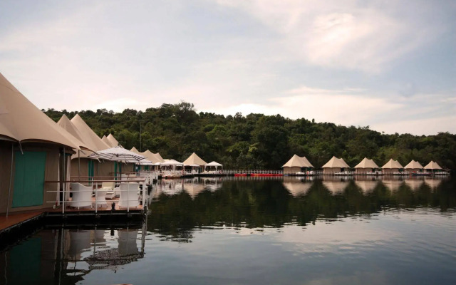 Canvas and Orchids Retreat