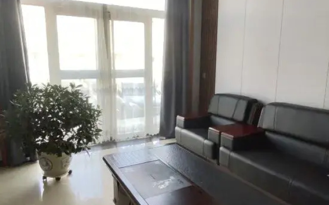 Pianguan Laoniuwan Business Hotel