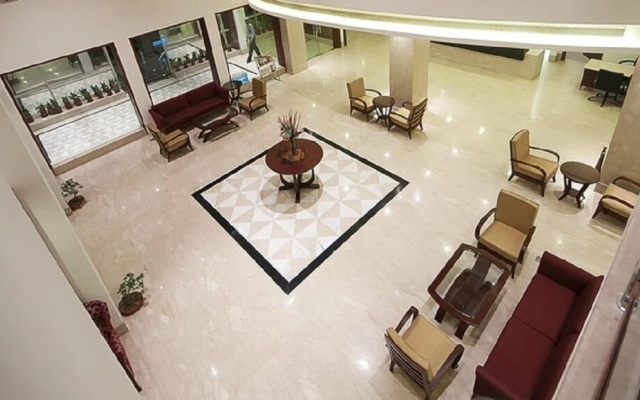 Park Square Hotel And Banquet