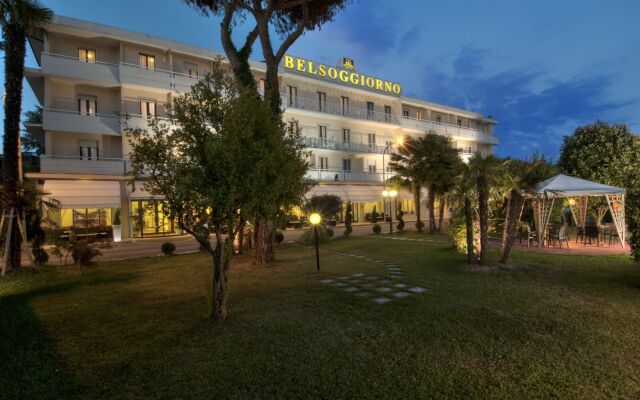 Отель Terme Belsoggiorno Италия, Абано-Терме - отзывы, цены и фото номеров - забронировать отель Terme Belsoggiorno онлайн вид на фасад