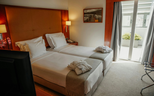Dom Carlos Liberty Hotel