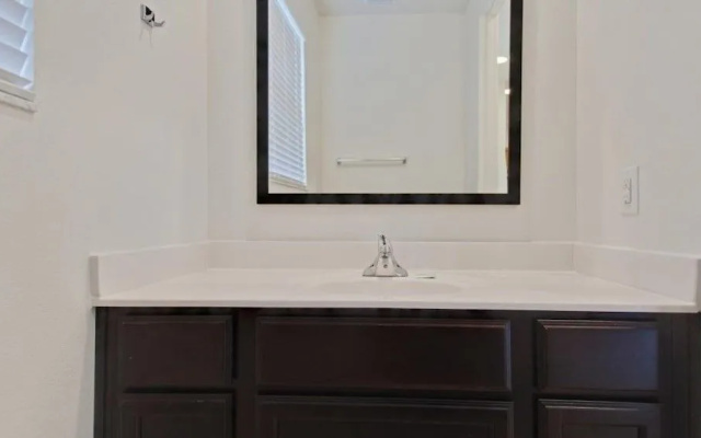 Copper's - 3 Br townhouse by RedAwning