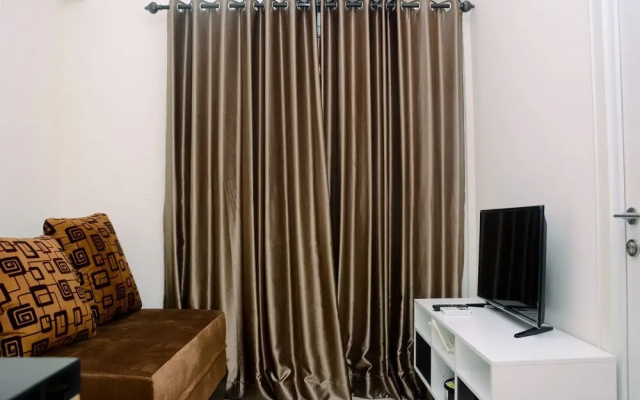 Simply Modern 2BR Green Pramuka Apartment
