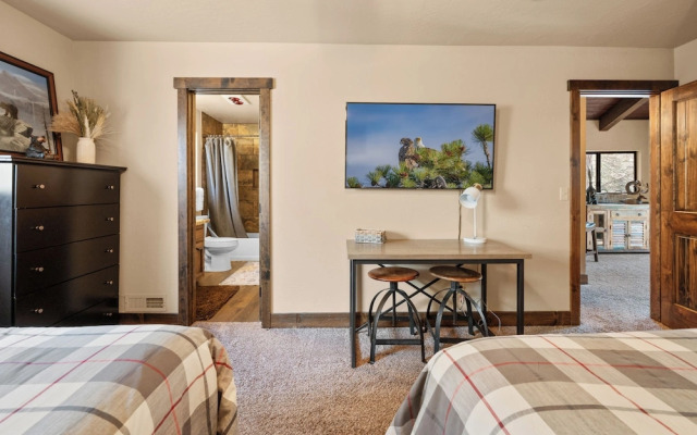Black Bear Lodge at Moonridge