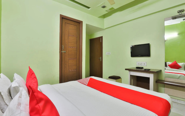 OYO 27689 Hotel Haveli Inn