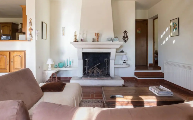 Serena Villa in Saignon With Private Swimming Pool