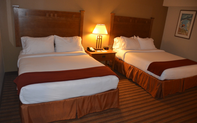 Holiday Inn Express Hotel & Suites Donegal by IHG